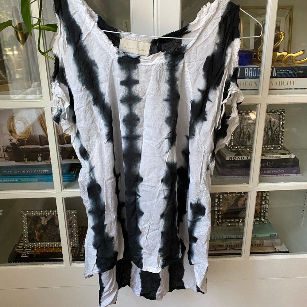 Love Sam Tie Dye Top